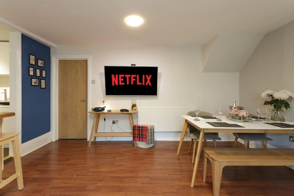 Seaside Escape Apartment Портсмът Екстериор снимка
