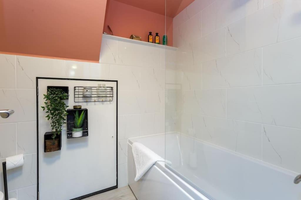 Seaside Escape Apartment Портсмът Екстериор снимка