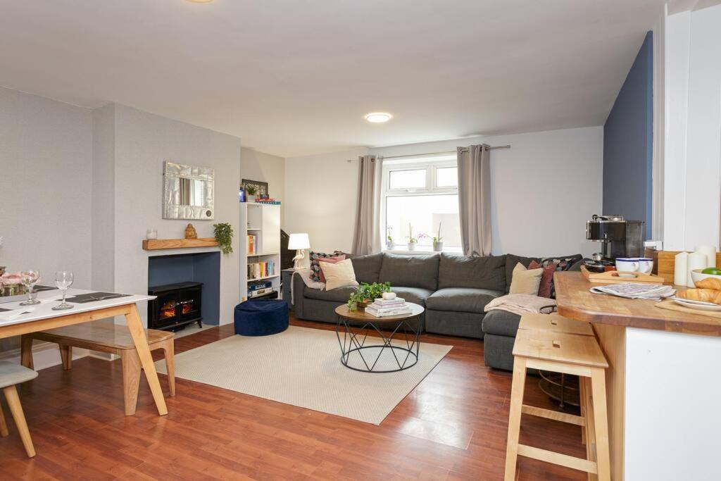 Seaside Escape Apartment Портсмът Екстериор снимка